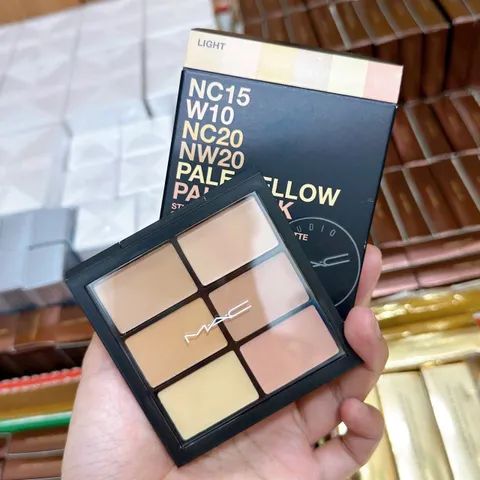 Bảng Che Khuyết Điểm MAC Studio Fix Correct Palette Light 6g - Giải Pháp Che Quầng Thâm Hiệu Quả cho Làn Da Rạng Rỡ