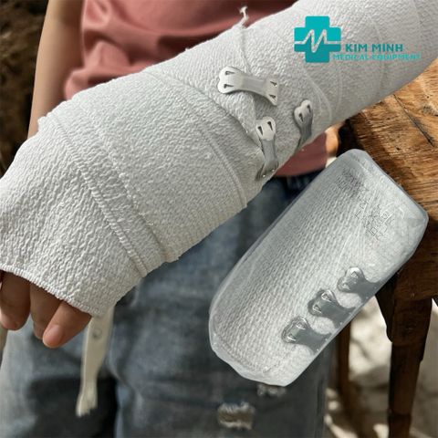 Bịch 10 Cuộn Băng Thun Y Tế Bảo Thạch 3 Móc - Mềm Mại, Giặt Rửa Được, Độ Bền Cao, Sử Dụng Cầm Máu và Hỗ Trợ Chấn Thương