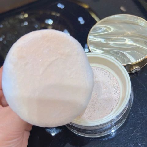 Phấn Phủ Bột Whoo Luxury Luminous Powder 28g Tone Trắng Hồng - Hiệu Ứng Sáng Mịn, Kiêu Sa Cho Lớp Trang Điểm Tự Nhiên