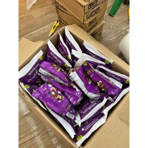 Hạt Mix WildRoots Coastal Berry 737g - Hương Vị Thơm Ngon, Bổ Dưỡng Từ Thiên Nhiên, Không Biến Đổi Gen