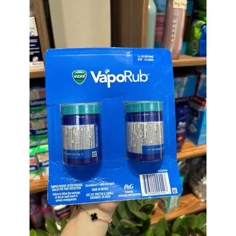 ( HÀNG CHÍNH HÃNG MỸ) DẦU BÔI ẤM CƠ THỂ CHO TRẺ EM VÀ NGƯỜI LỚN VICKS VAPORUB