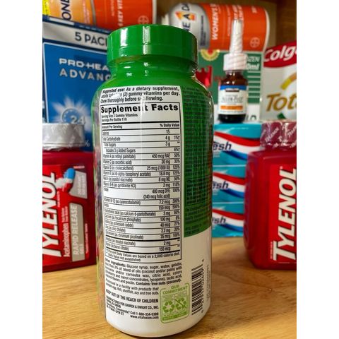 Kẹo Dẻo Vitamin Tổng Hợp Dành Cho Phụ Nữ Vitafusion - Hỗ Trợ Đề Kháng, Làm Đẹp Da, Hương Vị Berry Tự Nhiên