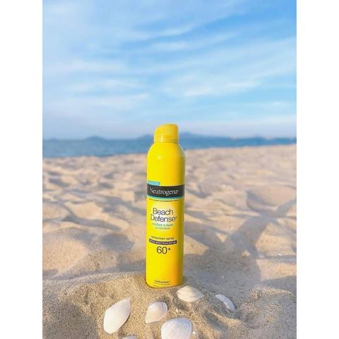 Xịt Chống Nắng Neutrogena Ultra Sheer Body Mist SPF 60+ 240g - Bảo Vệ Da, Không Thấm Nước, Tiện Dụng Cho Hoạt Động Ngoài Trời