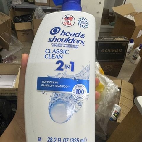 Dầu gội xả Head & Shoulders Classic Clean 2in1 835ml - Giảm gàu hiệu quả, mát da đầu, dễ sử dụng cho mọi loại tóc
