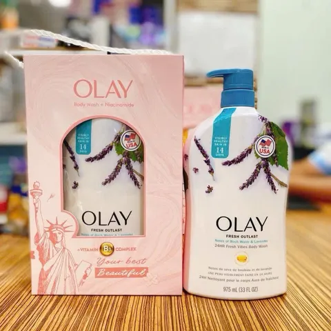 Sữa tắm Olay Fresh Outlast Lavender 975ml – Dưỡng ẩm và thư giãn với hương oải hương tự nhiên, sản phẩm chăm sóc da hoàn hảo