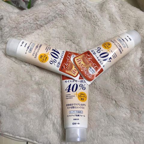 Sữa Rửa Mặt Rosette 40% Chính Hãng Nhật Bản - Dưỡng ẩm, Tăng Độ Đàn Hồi, Làm Sạch Sâu, Collagen Tự Nhiên 168g