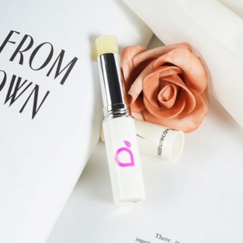 Bộ đôi chăm sóc môi và răng miệng V-Naturecare Lips và Vsmile - Son dưỡng ẩm và kem đánh răng bảo vệ nướu, răng chắc khỏe