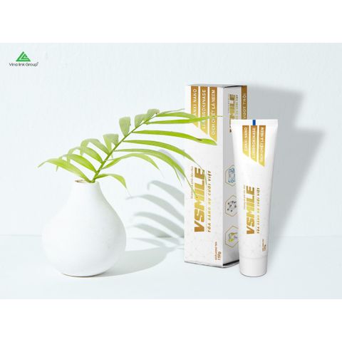 Combo Sữa Tắm Dưỡng Sáng Da & Kem Đánh Răng Vsmile Hương Hoa Hồng - Chăm Sóc Cơ Thể Toàn Diện Nam Nữ, Giảm Ê Buốt, Khử Mùi