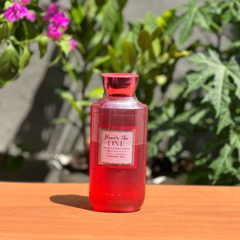 Sữa Tắm Dưỡng Ẩm Hương Hoa Hồng You’re The One - Bath & Body Works 295ml - Nước Hoa Sang Trọng, Giữ Ẩm Da Mịn Màng