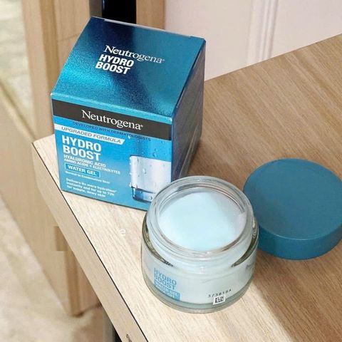 Kem dưỡng ẩm Neutrogena Water Gel 50ml – cấp nước, mịn da