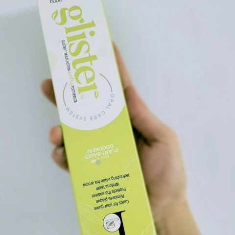 Kem đánh răng Glister Amway Trà Xanh 200g - Hương trà tự nhiên, kháng khuẩn hiệu quả, bảo vệ sức khỏe răng miệng