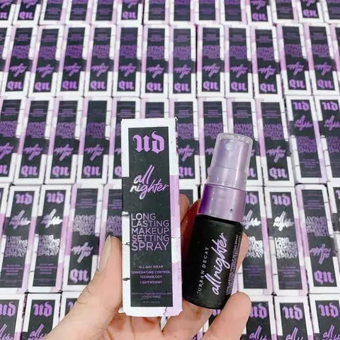 Xịt Khóa Nền Urban Decay All Nighter 15ml - Giữ Lớp Trang Điểm Hoàn Hảo, Chống Trôi Trong Mọi Thời Tiết