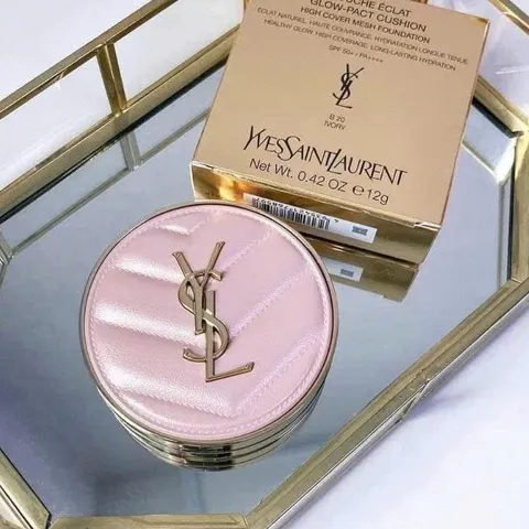 Phấn Nước YSL Cushion Touche Éclat Glow-Pact High Cover B20 – Vỏ Hồng, Che Phủ Cao, Hiệu Ứng Bóng Nhẹ, Làn Da Rạng Rỡ, Mỹ Phẩm Cao Cấp
