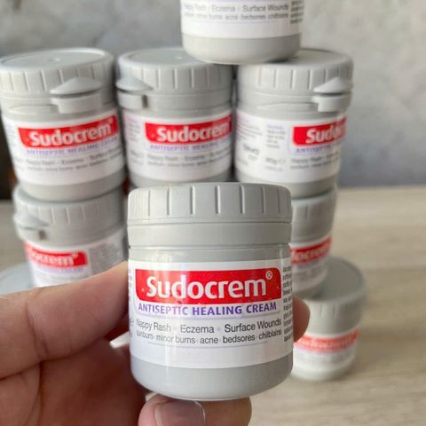 Kem Hăm Sudocrem 60g - Kem Dưỡng Da Chuyên Dụng Cho Trẻ Nhỏ Giúp Làm Dịu Da, Giảm Đỏ Rát, Phục Hồi Da Nguyên Liệu Tự Nhiên