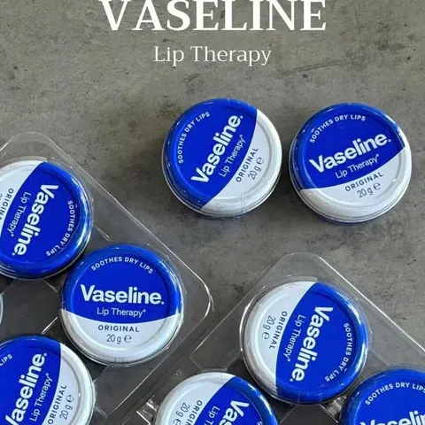 Dưỡng Môi Vaseline Lip Therapy Original 20g (giữ ẩm sâu, phục hồi môi khô)