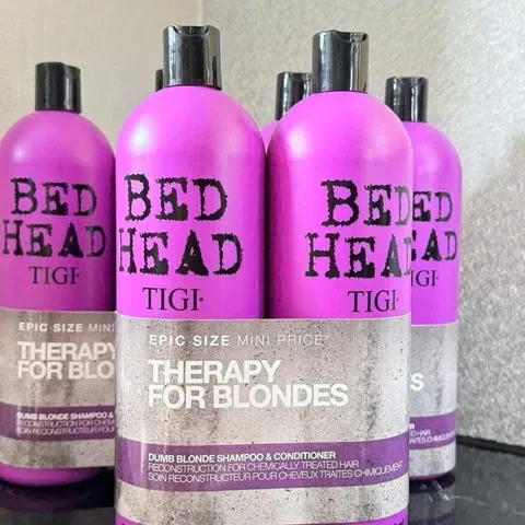 Dầu Gội Xả Tigi Bed Head Tím 750ml (giảm vàng tóc, nuôi dưỡng mềm mượt)