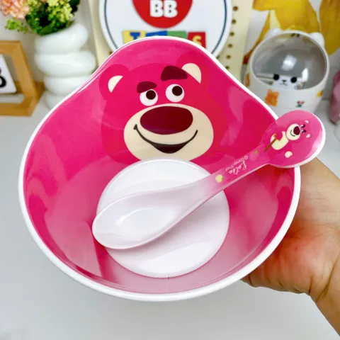 Bát Tô Chén Ăn Cơm Cho Bé Gấu Dâu Nhựa Melamine - Đồ Dùng Ăn Uống An Toàn, Dễ Dàng Vệ Sinh, Thiết Kế Dễ Thương 12.8cm