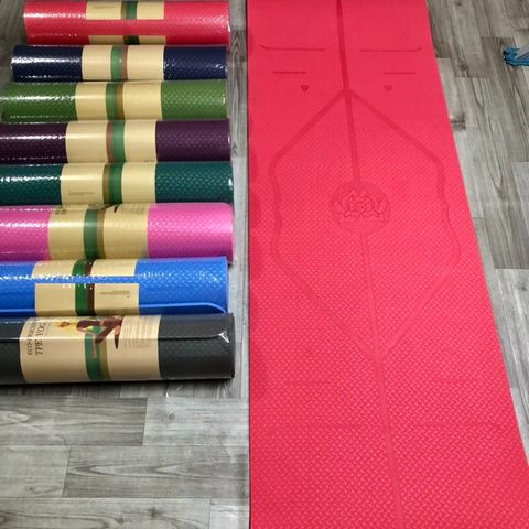 Thảm Tập Yoga Chống Trượt TPE 8mm - Thiết Kế Định Tuyến Giúp Tập Yoga Hiệu Quả Tại Nhà, Dành Cho Người Mới Bắt Đầu, Tập Gym, Thể Dục