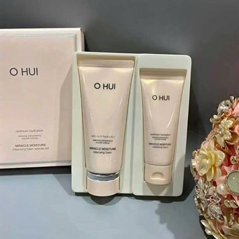 Set Sữa Rửa Mặt Ohui Miracle Moisture 200ml + 100ml - Làm Sạch Sâu, Dưỡng Ẩm, Phục Hồi Da, Phù Hợp Mọi Loại Da
