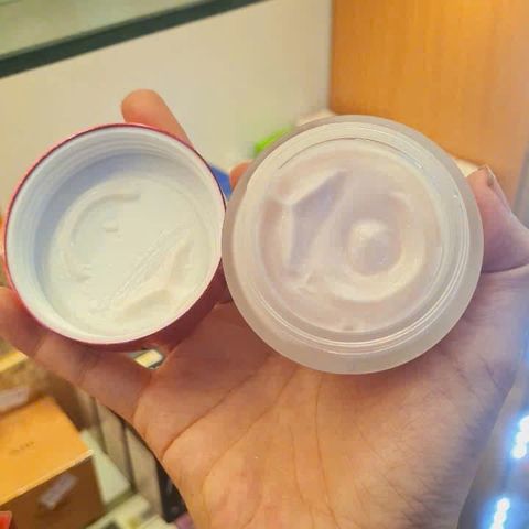 Kem Dưỡng Trắng Da 3W Clinic Red 50ml - Cấp Ẩm, Làm Sáng Da, Phù Hợp Với Tất Cả Các Loại Da, Sản Phẩm Từ Hàn Quốc