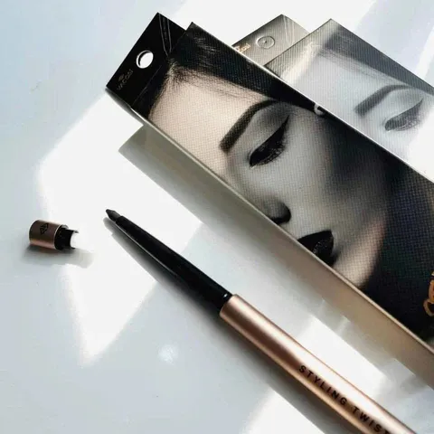 Chì Kẻ Mắt Gel Vacosi Twist Liner Đen - Nét Kẻ Chuẩn Đậm, Chống Lem Lâu, Trang Điểm Mắt Cuốn Hút