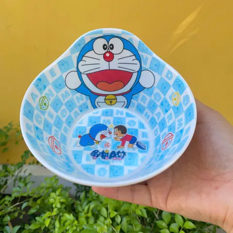 Bộ Set Bát Cốc Ly Nhựa Uống Nước Doraemon Cho Bé - Đồ Dùng Ăn Dặm An Toàn, Thiết Kế Ngộ Nghĩnh Cá Tính