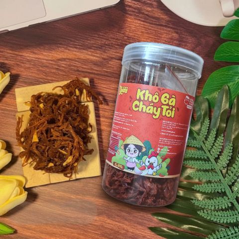 Khô Gà Cháy Tỏi Yumi - Đồ Ăn Vặt Thịt Xé Sợi Cay Thơm Nguyên Chất, Snack Việt Nam Tiêu Chuẩn An Toàn Vệ Sinh 200g/300g