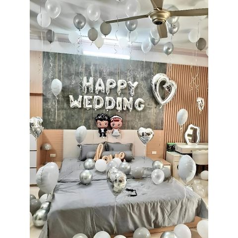 Set Bóng Bay Trang Trí Phòng Cưới Sang Trọng - Tặng 100 Cánh Hoa Hồng Lụa, Đám Cưới Lãng Mạn và Độc Đáo