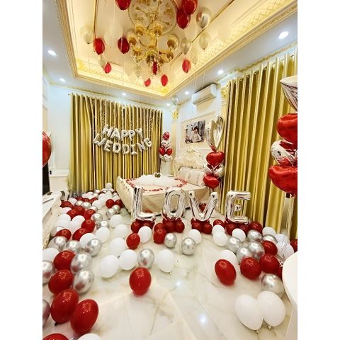 Set Bóng Bay Trang Trí Phòng Cưới Sang Trọng - Tặng 100 Cánh Hoa Hồng Lụa, Đám Cưới Lãng Mạn và Độc Đáo