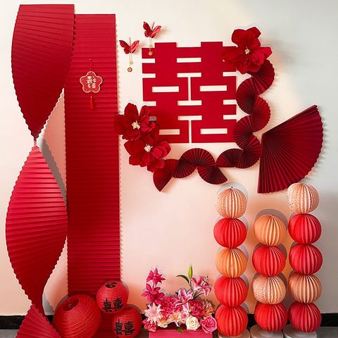 Dải Giấy Xếp Gợn Sóng Đỏ Trang Trí Đám Cưới, Trung Thu, Lễ Tết - Decor Sang Trọng Cho Tiệc và Chụp Ảnh