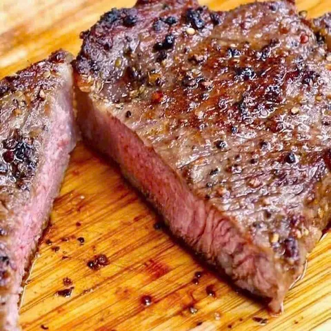 Gia vị ướp Bò Grill Mates Montreal Steak 822g - Hương vị thịt nướng đậm đà, thơm ngon, hoàn hảo cho BBQ và món ăn ngon miệng.