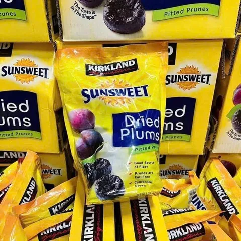 Mận Sấy Dẻo Kirkland Sunsweet 1.59kg - Hoa Quả Sấy Khô Bổ Dưỡng Tốt Cho Tiêu Hóa và Sức Khỏe Người Dùng