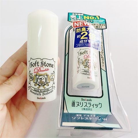 Lăn khử mùi Soft Stone đá khoáng 20gr Nhật Bản - Sản phẩm tự nhiên ngăn mùi hiệu quả, an toàn cho mọi loại da