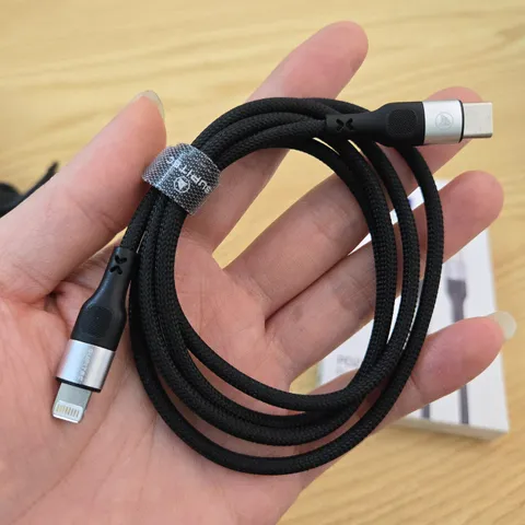 Cáp Sạc Nhanh 27W Type C to Lightning Dây Dù Bền Bỉ - Sạc Ổn Định Cho Thiết Bị Apple, Chiều Dài 1m, An Toàn Trong Suốt Quá Trình Sử Dụng