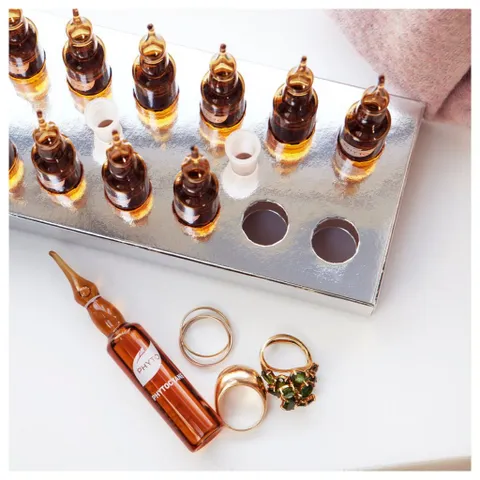 Tinh Chất Giảm Rụng Tóc Di Truyền Phyto Phytocyane Cho Nữ 12x5ml - Giải Pháp Mọc Tóc Cao Cấp Từ Pháp, Tăng Cường Sức Khỏe Tóc