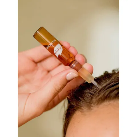Tinh Chất Giảm Rụng Tóc Di Truyền Phyto Phytocyane Cho Nữ 12x5ml - Giải Pháp Mọc Tóc Cao Cấp Từ Pháp, Tăng Cường Sức Khỏe Tóc