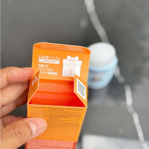 Kem Chống Nắng Isdin Fusion Water Magic Roland Garros SPF50 - Dưỡng Ẩm, An Toàn Cho Da Nhạy Cảm và Da Dầu, Phiên Bản Giới Hạn 50ml