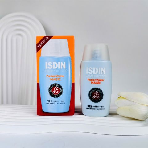 Kem Chống Nắng Isdin Fusion Water Magic Roland Garros SPF50 - Dưỡng Ẩm, An Toàn Cho Da Nhạy Cảm và Da Dầu, Phiên Bản Giới Hạn 50ml