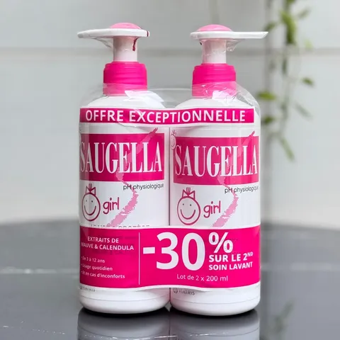 Dung Dịch Vệ Sinh Bé Gái Saugella Girl 200ml - An Toàn, Dịu Nhẹ, Bảo Vệ Vùng Kín Hằng Ngày Cho Bé Từ 3-12 Tuổi
