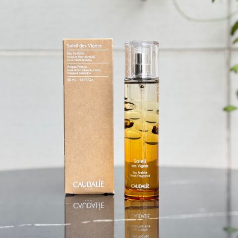 Nước hoa nữ Caudalie Soleil des Vignes Eau Fraîche - Hương dừa và hoa cam mùa hè tươi mát, lưu giữ cảm giác thư giãn.