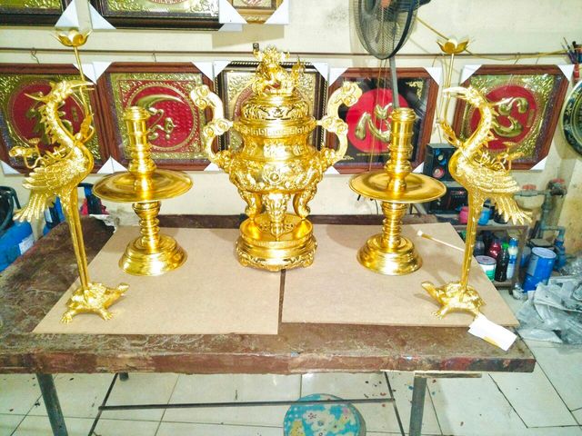 Combo keo dát vàng 24K cho kim loại, gỗ, nhựa - Bộ phủ 2 thành phần tạo hiệu ứng bóng sáng hoàn hảo