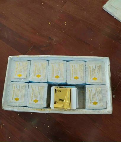 Lá Vàng Nhật 9x9cm - Hộp 1000 Lá Dát Vàng Thủ Công Trang Trí Nghệ Thuật Tối Ưu cho Nhà Cửa