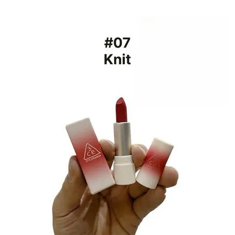 Son Lì Mini 3CE Cashmere Hug 1.5g #Knit - Chất Lì Mịn Nhẹ, Lên Màu Tự Nhiên Dễ Sử Dụng Hằng Ngày