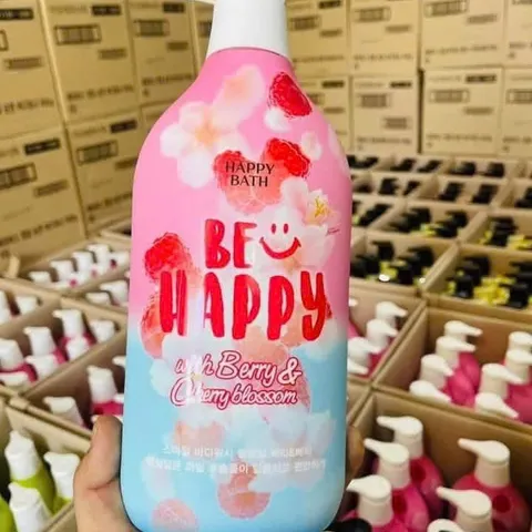 Sữa Tắm Happy Bath Berry & Cherry Blossom 900ml - Làm Sạch, Dưỡng Ẩm, Hương Thơm Dịu Nhẹ cho Da Mềm Mượt