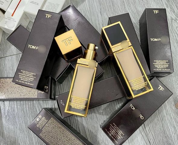 Kem Nền Tom Ford Shade And Illuminate Soft Radiance Foundation SPF50 Tone 1.1 - Nền Mịn Căng Bóng Cho Làn Da Rạng Rỡ