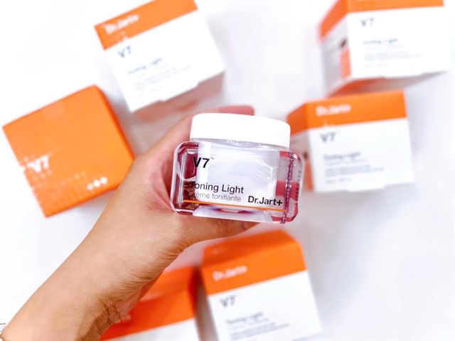 Kem Dưỡng Trắng Da Giảm Thâm Dr.Jart+ V7 50ml - Sản Phẩm Chăm Sóc Da Mặt Đều Màu Da