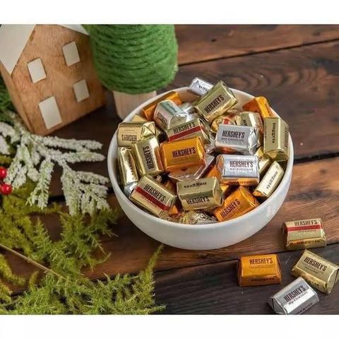 Kẹo Socola Hershey’s Nuggets 500g – Hương Vị Ngọt Ngào, Tách Từ Gói 1.47kg, Thời Hạn Sử Dụng Đến 05/2026, Quà Tặng Tuyệt Vời