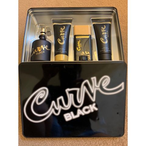Combo Nước Hoa CURVE BLACK 125ml - Nước Hoa Nam Hương Hổ Phách & Quả Quýt Hồng + Sữa Tắm & Lăn Nách Khử Mùi