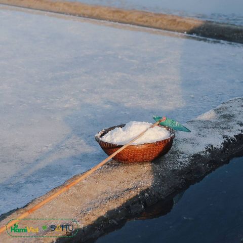 Muối Tre 4 Lần Sahu - 100% Muối Biển Tự Nhiên, Nguyên Liệu Nấu Ăn Chất Lượng Cao, Hương Vị Đậm Đà, An Toàn Cho Sức Khỏe