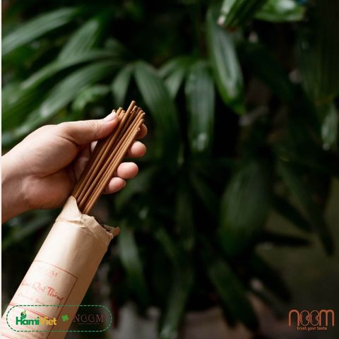 Nhang Quế Thông Noom - Nhang Tự Nhiên Không Hóa Chất Giúp Thư Giãn và Thanh Lọc Không Khí - 50g, 300g